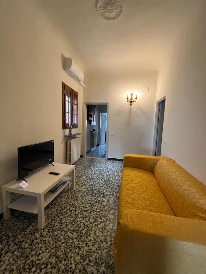 Apartment Dalla Mirella Флоренція Екстер'єр фото